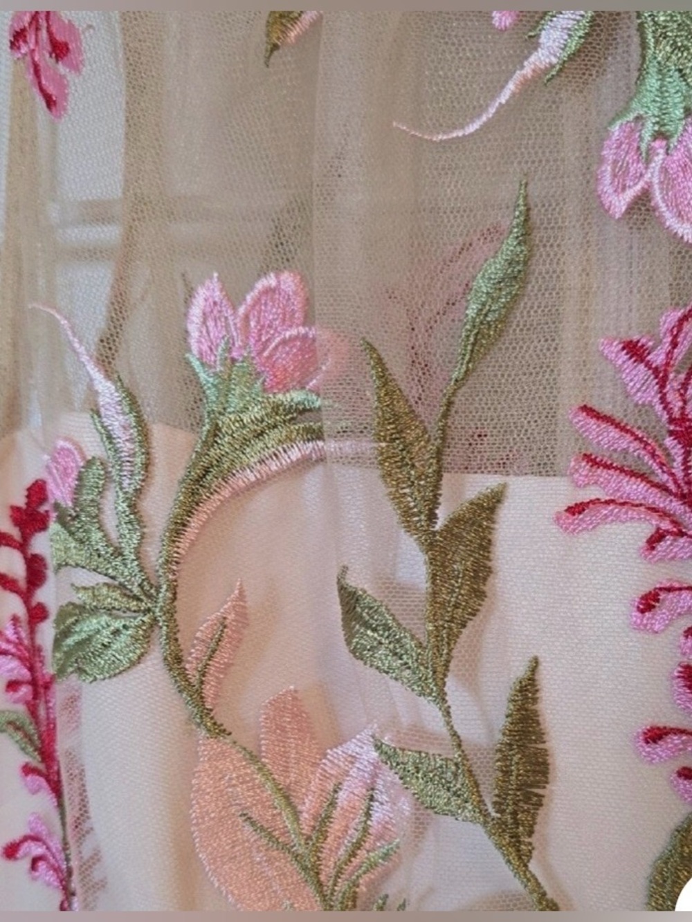 ADRIANNA PAPELL Multi Beaded Floral Dress. Ivory with flowers. Size 8. NWT.READ. - Picture 8 of 13